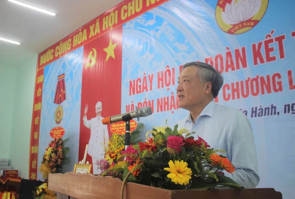 Chánh án TAND tối cao Nguyễn Hòa Bình dự ngày hội đại đoàn kết ở Quảng Ngãi ảnh 1