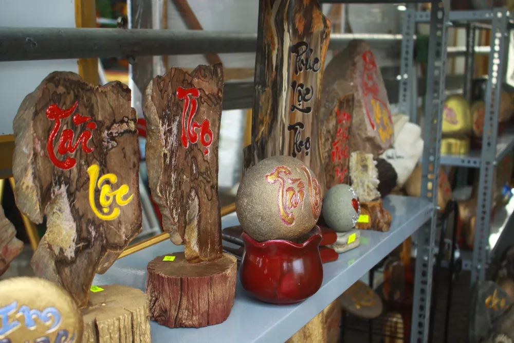 Quảng Ngãi: Nhộn nhịp chợ hoa sớm, hội xuân khai mở ảnh 12