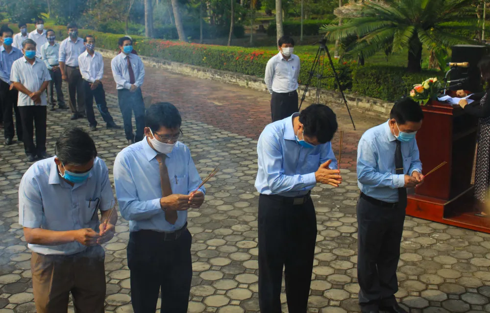 Tưởng niệm 52 năm ngày thảm sát Sơn Mỹ ảnh 3