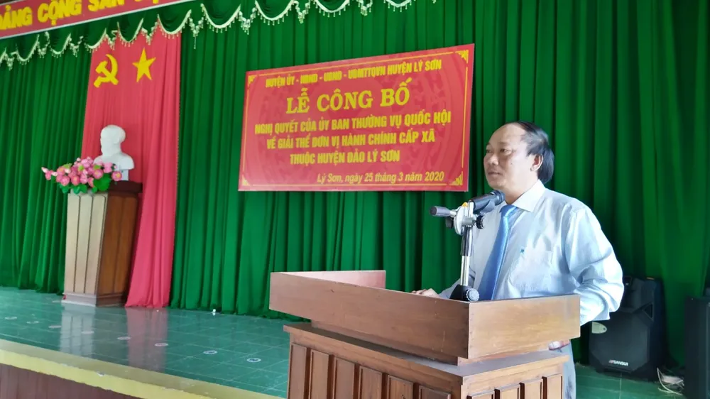 Quảng Ngãi: Lý Sơn chính thức giải thể đơn vị hành chính cấp xã ảnh 1