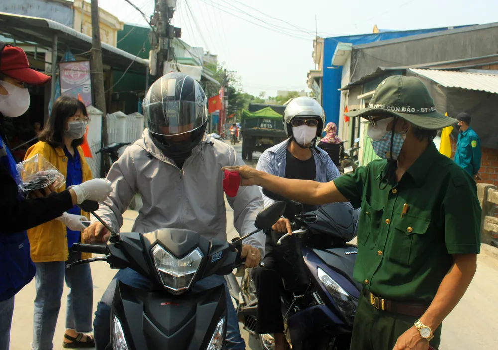 Cựu chiến binh ở Quảng Ngãi đóng góp hơn 250 triệu đồng phòng chống dịch Covid-19 ảnh 1