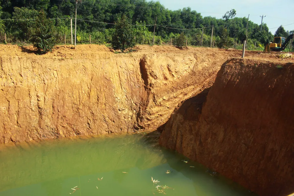 Lão nông 68 tuổi đào “giếng khủng” 1.000m2 chống hạn ảnh 5