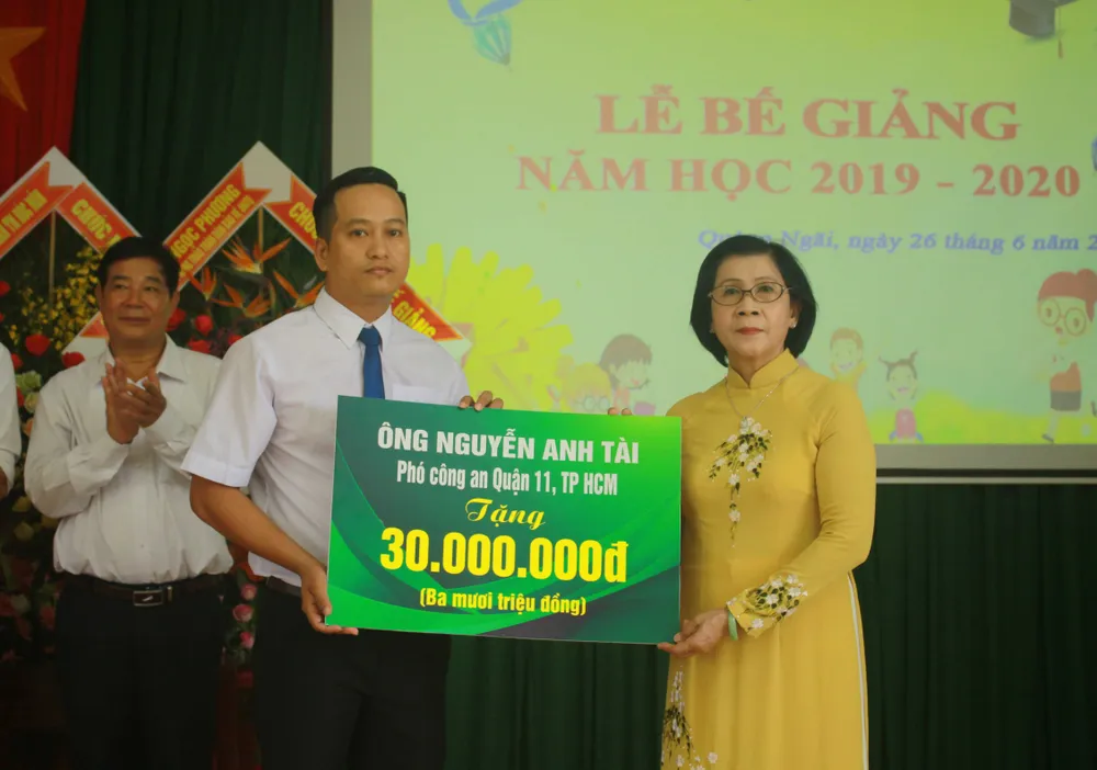 Nhiều học sinh Trung tâm Võ Hồng Sơn hòa nhập cộng đồng ảnh 7