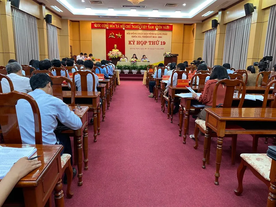 Miễn nhiệm chức vụ Chủ tịch UBND tỉnh Quảng Ngãi đối với ông Trần Ngọc Căng ảnh 1