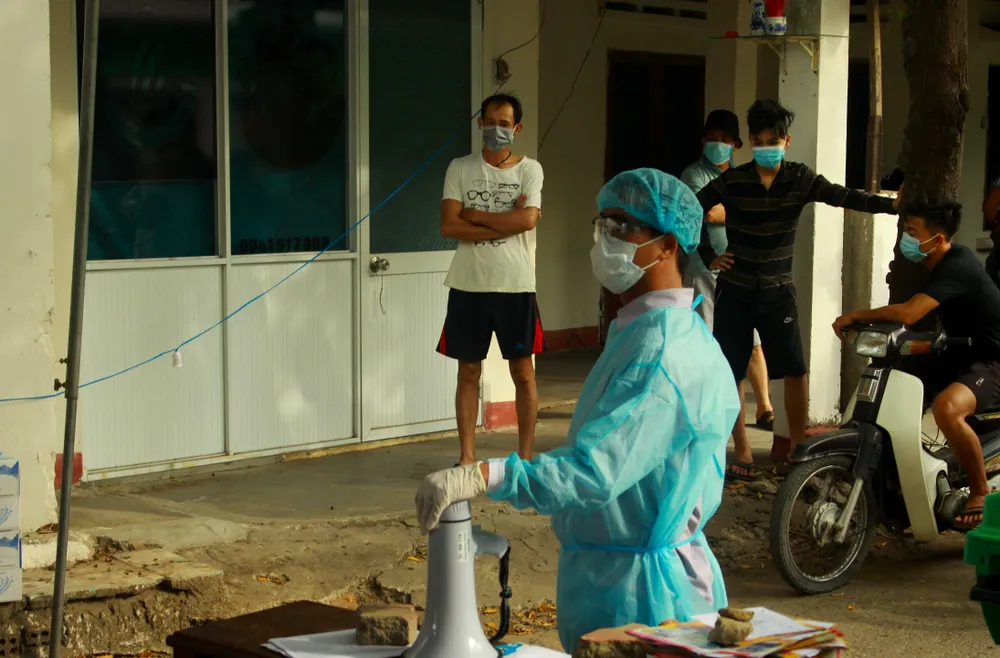 Cận cảnh cách ly tổ 9, phường Quảng Phú (Quảng Ngãi) hơn 160 nhân khẩu vì liên quan đến ca bệnh 419 ảnh 5