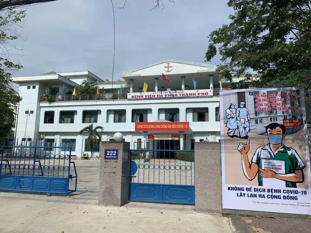Bệnh viện Đa khoa TP Quảng Ngãi chỉ khám và điều trị trường hợp F1 âm tính ảnh 1