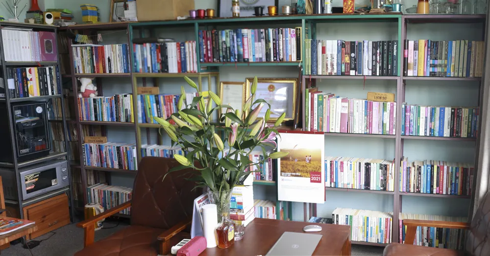 Chàng trai xây dựng thư viện miễn phí với 14.000 cuốn sách cho học sinh  ảnh 9