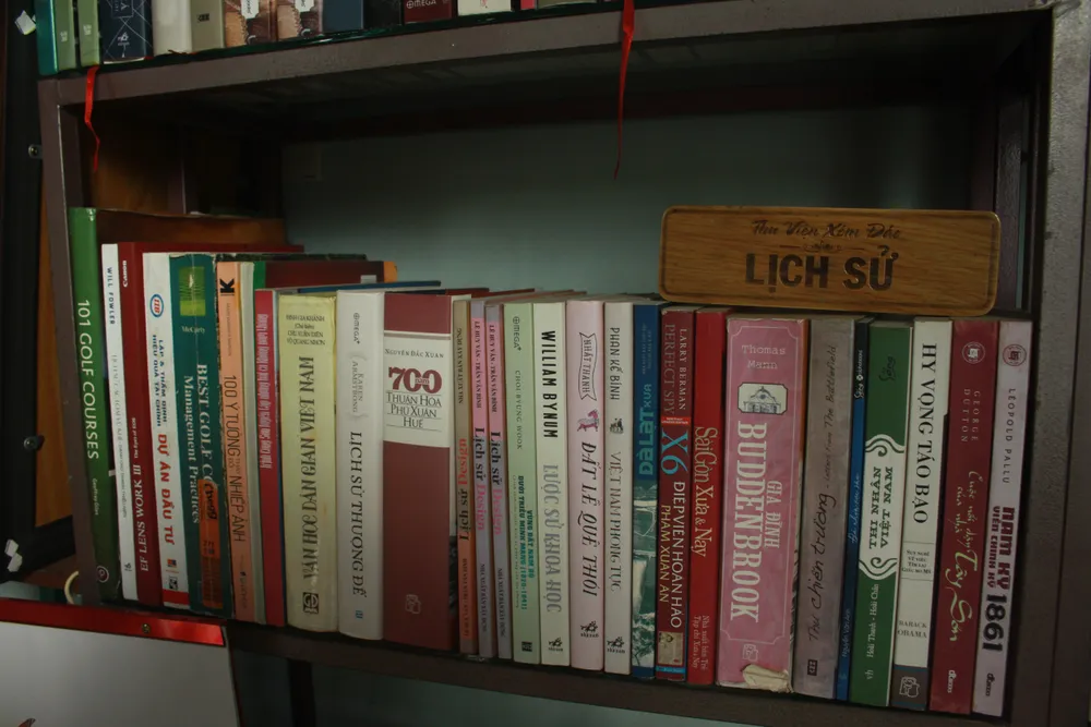 Chàng trai xây dựng thư viện miễn phí với 14.000 cuốn sách cho học sinh  ảnh 5