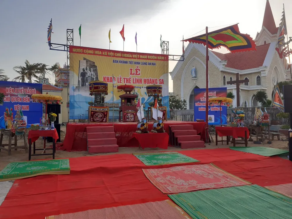 Người dân Lý Sơn tổ chức Lễ Khao lề thế lính Hoàng Sa  ảnh 1