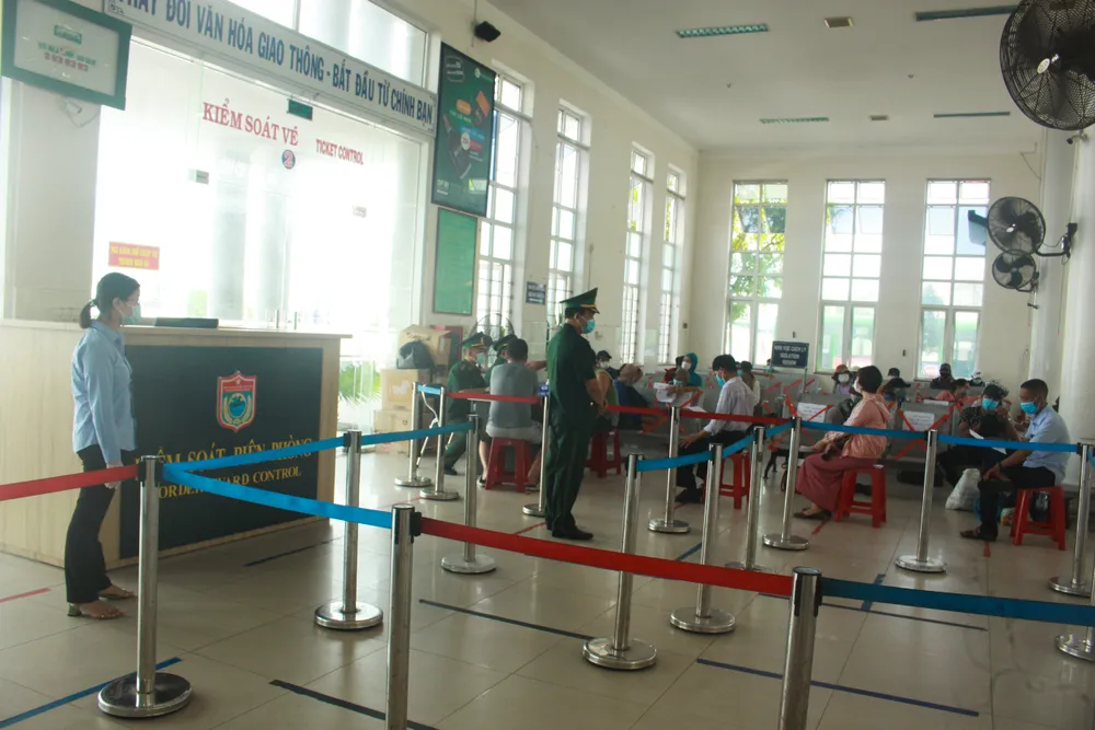 Quảng Ngãi cho học sinh nghỉ học từ 12 giờ trưa ngày 6-5 để phòng, chống dịch ảnh 7