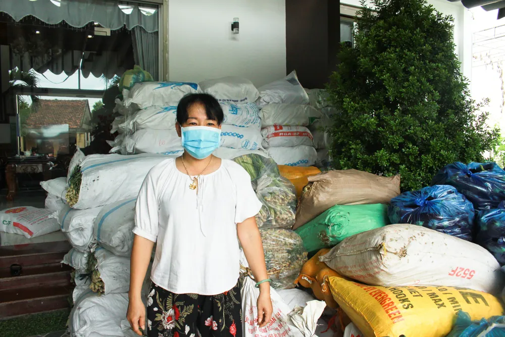 Hai chuyến hàng trị giá 700 triệu đồng của một gia đình ở Quảng Ngãi ủng hộ người dân TPHCM ảnh 1