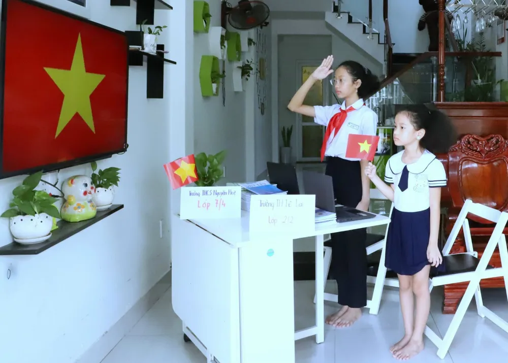 Nhiều địa phương tổ chức lễ khai giảng “đặc biệt” ảnh 16