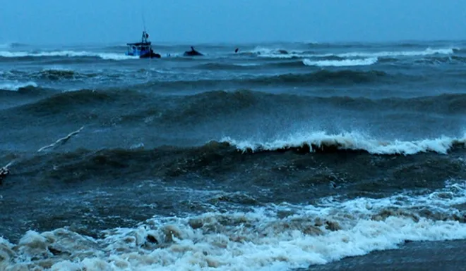 Tìm thấy thi thể 1 ngư dân trong vụ 4 người mất tích trên vùng biển Lý Sơn ảnh 1