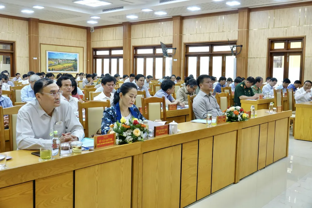 Quảng Ngãi phấn đấu đến năm 2025 trở thành tỉnh phát triển khá của miền Trung ảnh 2