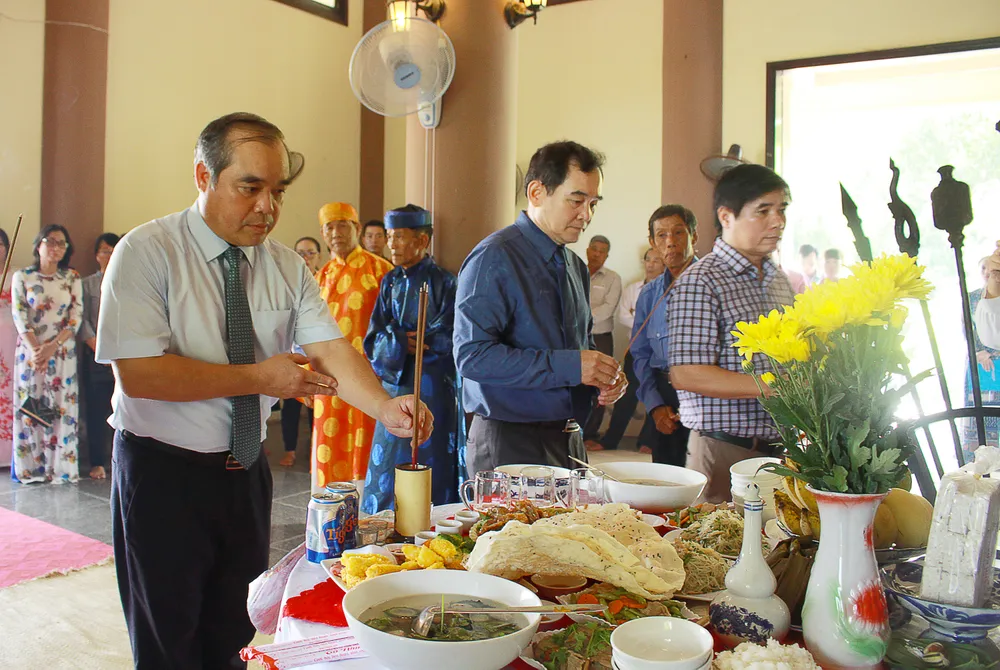 Quảng Ngãi: Tưởng niệm 158 năm ngày Anh hùng dân tộc Trương Định tuẫn tiết ảnh 6