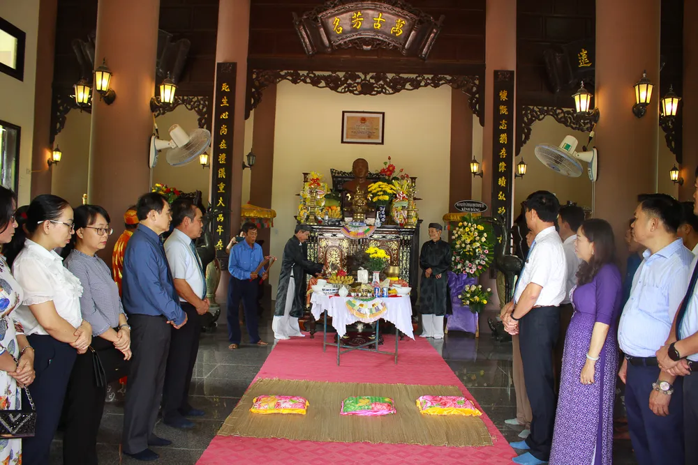 Quảng Ngãi: Tưởng niệm 158 năm ngày Anh hùng dân tộc Trương Định tuẫn tiết ảnh 1