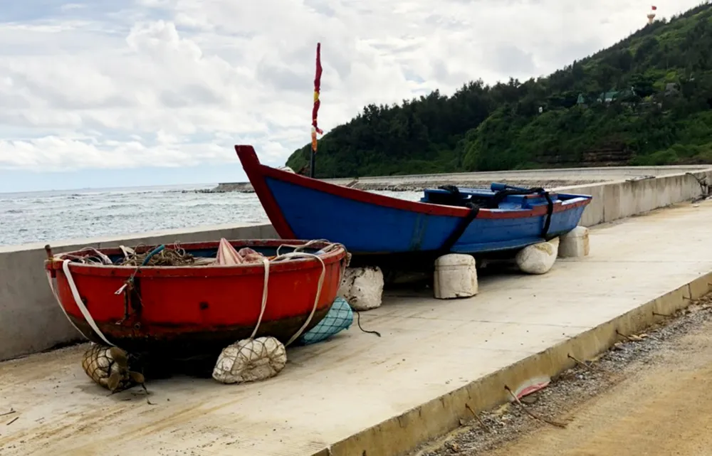 Đảo Lý Sơn tất bật chủ động ứng phó bão Noru ảnh 7