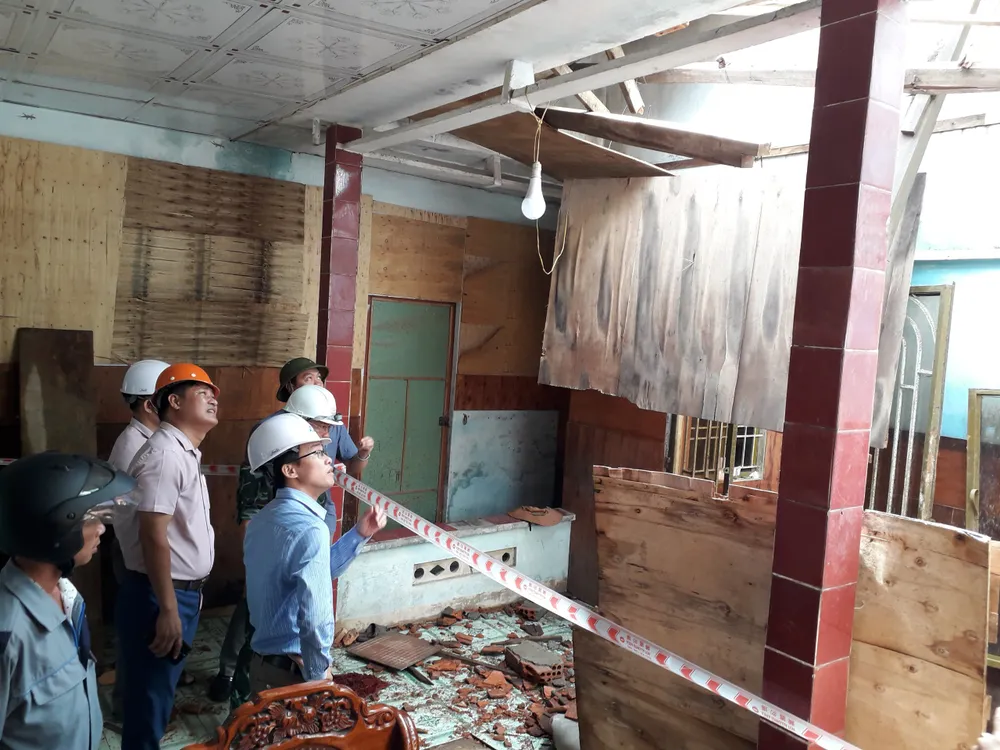 Quảng Ngãi khẩn trương khắc phục hậu quả ảnh hưởng bão số 4 ảnh 3