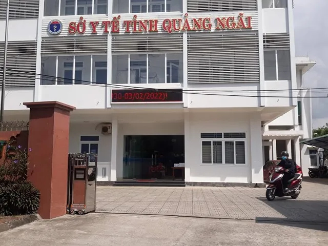 Quảng Ngãi: Kỷ luật 2 nguyên giám đốc Sở Y tế liên quan đấu thầu thuốc ảnh 1