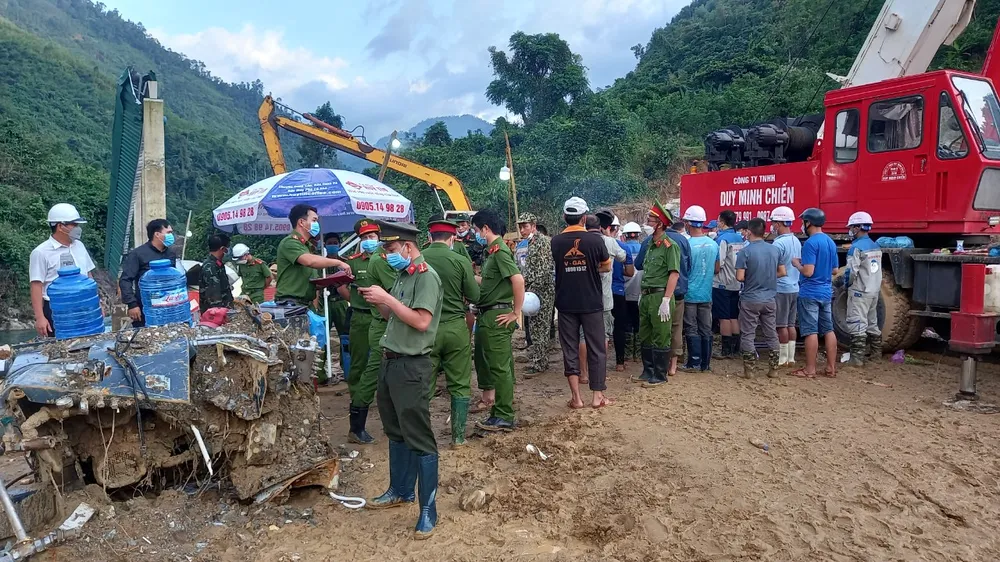 Sau 18 ngày tìm kiếm, đã tìm thấy thi thể kỹ sư mất tích vụ sạt lở thủy điện Kà Tinh ảnh 2