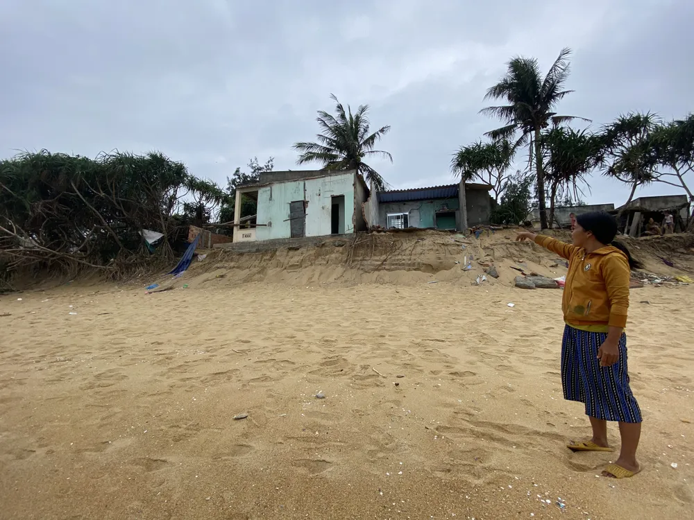 Quảng Ngãi: Công bố tình huống khẩn cấp về sạt lở bờ biển Phổ Thạnh ảnh 5