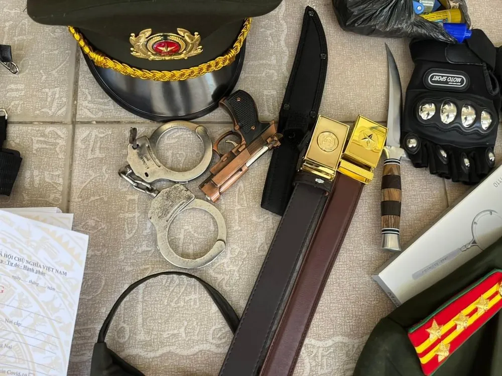 Các tang vật thu giữ. Ảnh: Công an TP Quảng Ngãi