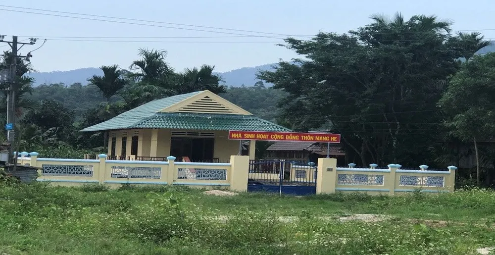 Nhà sinh hoạt cộng đồng thôn Mang He. Ảnh: UBND xã Sơn Bua