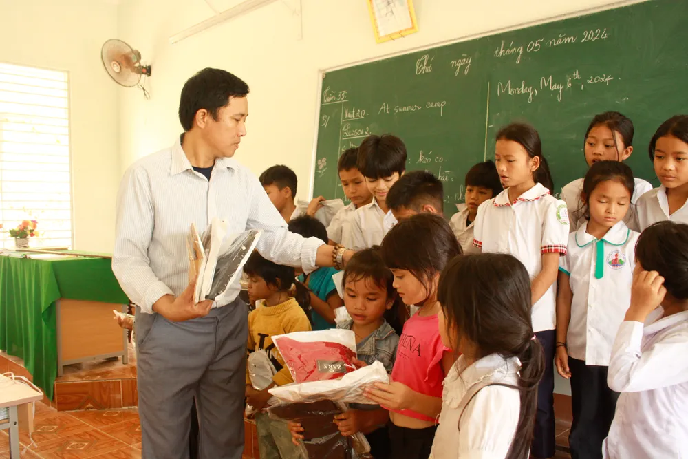 tang 24 (1 of 1).jpg