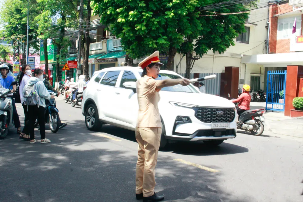 tiep suc 11 (1 of 1).jpg