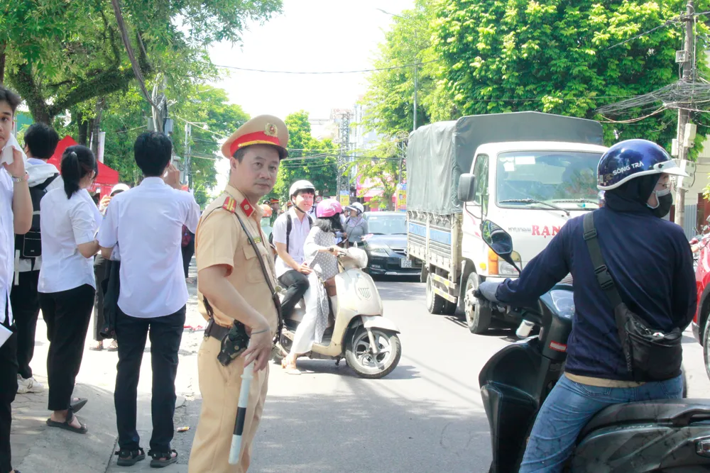 tiep suc 13 (1 of 1).jpg