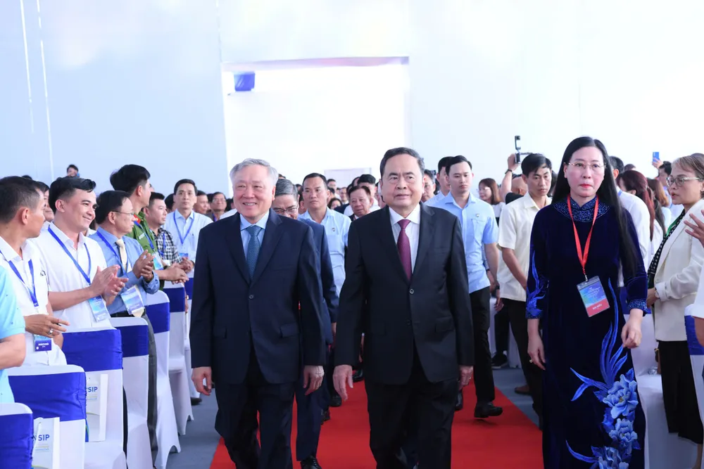 ảnh phó chủ tịch quốc hội