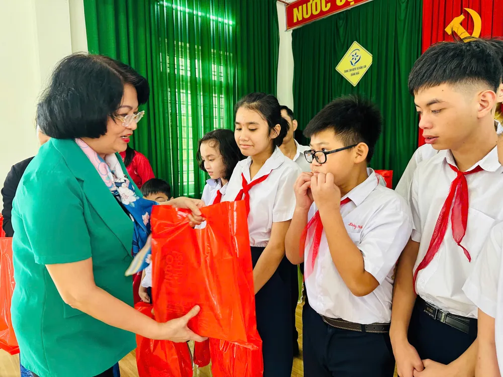 nguyen pct nuoc (6).jpg