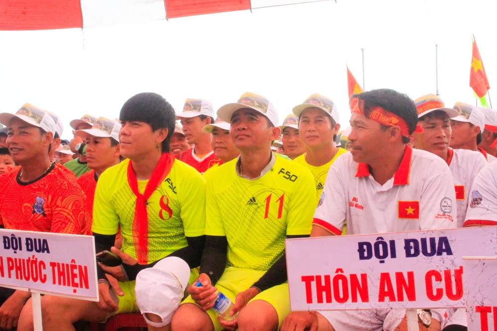 dua thuyen 2 (1 of 1).jpg