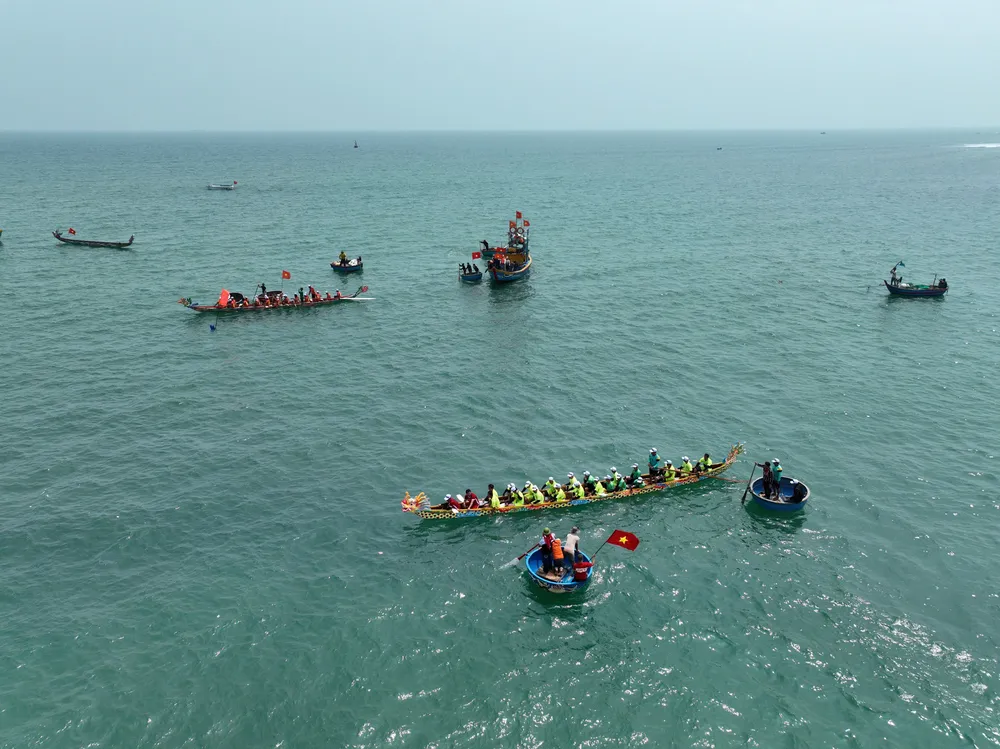 đua thuyền (3).jpg