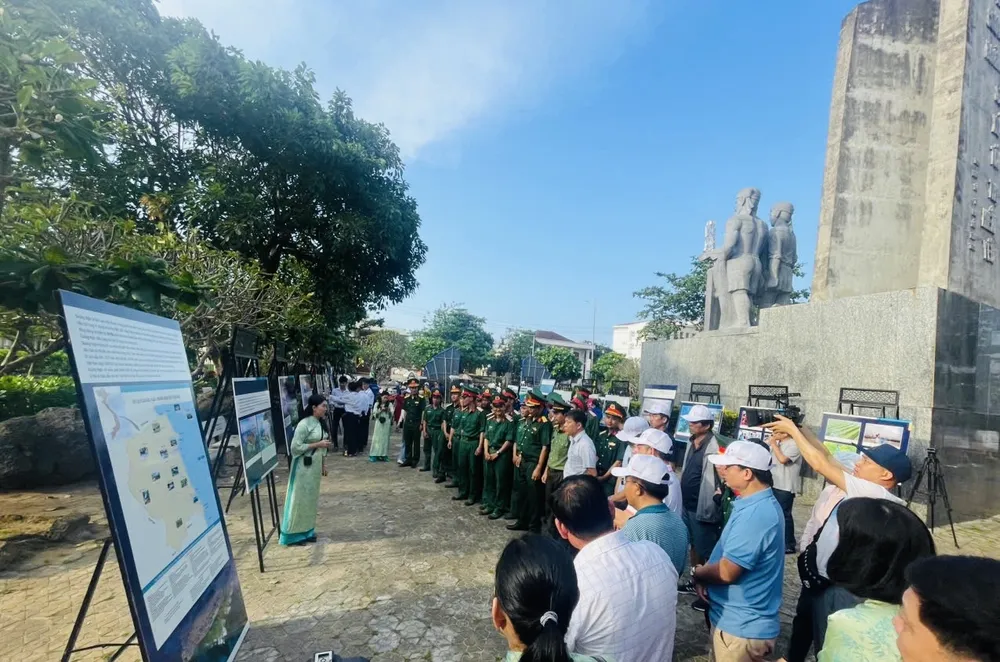 triển lãm (4).jpg