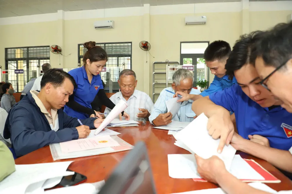 đội hình (1).jpg