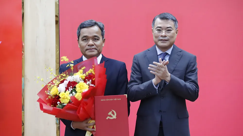 Thứ trưởng Thường trực Bộ Dân tộc và Tôn giáo làm Bí thư Tỉnh ủy Quảng Ngãi