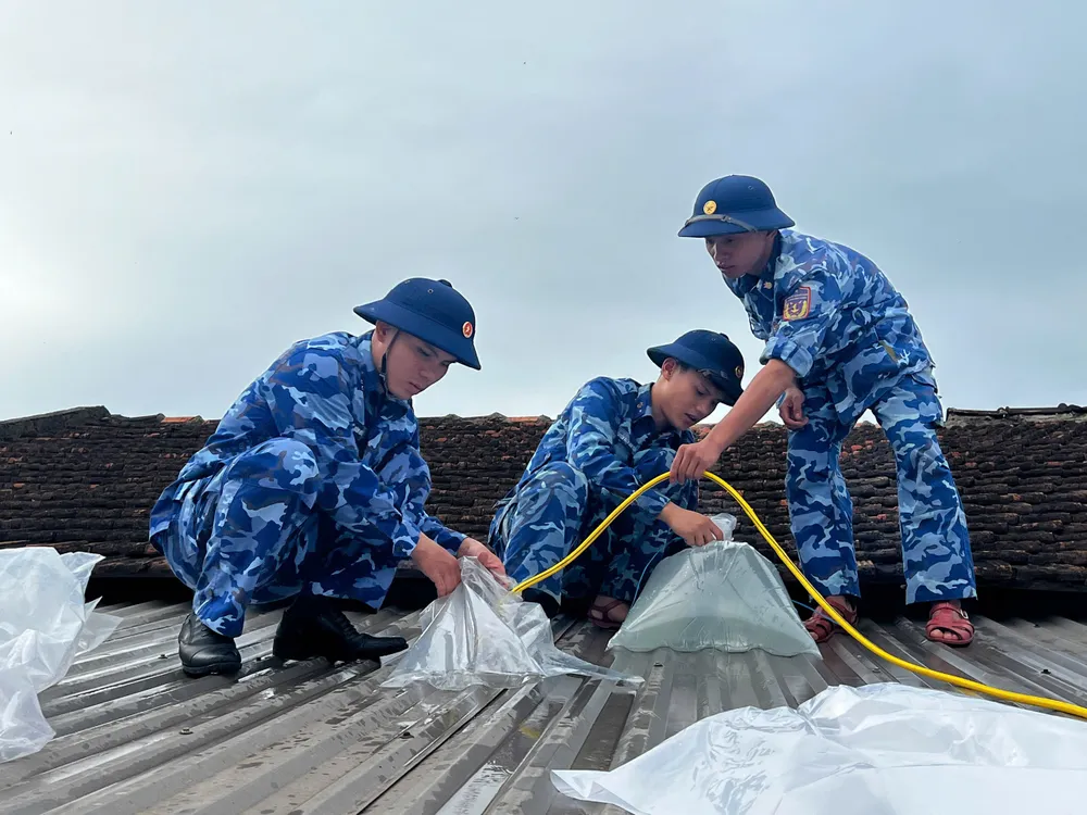 cảnh sát biển-nguyen trang (10).jpg