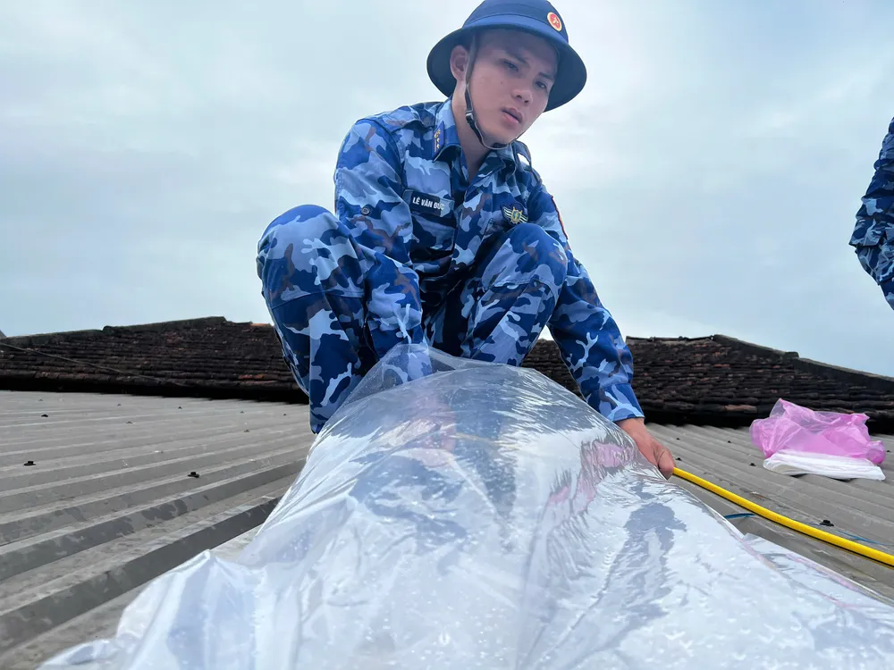 cảnh sát biển-nguyen trang (8).jpg