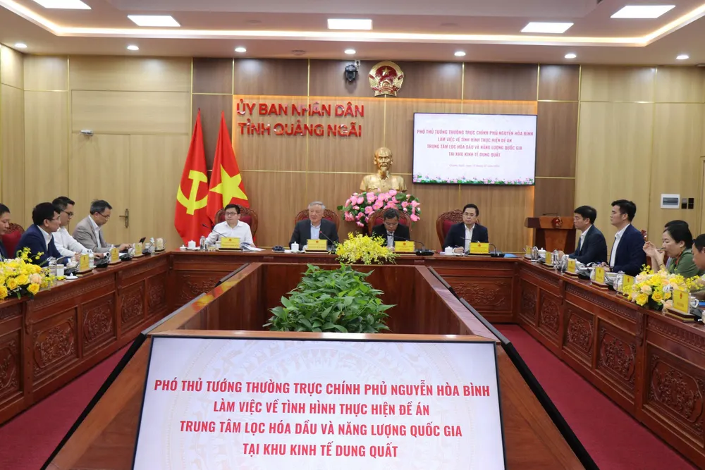 5f20c0dbcdc3439d1ad2.jpgThúc đẩy phát triển Trung tâm lọc hóa dầu và năng lượng Quốc gia tại Khu kinh tế Dung Quất.