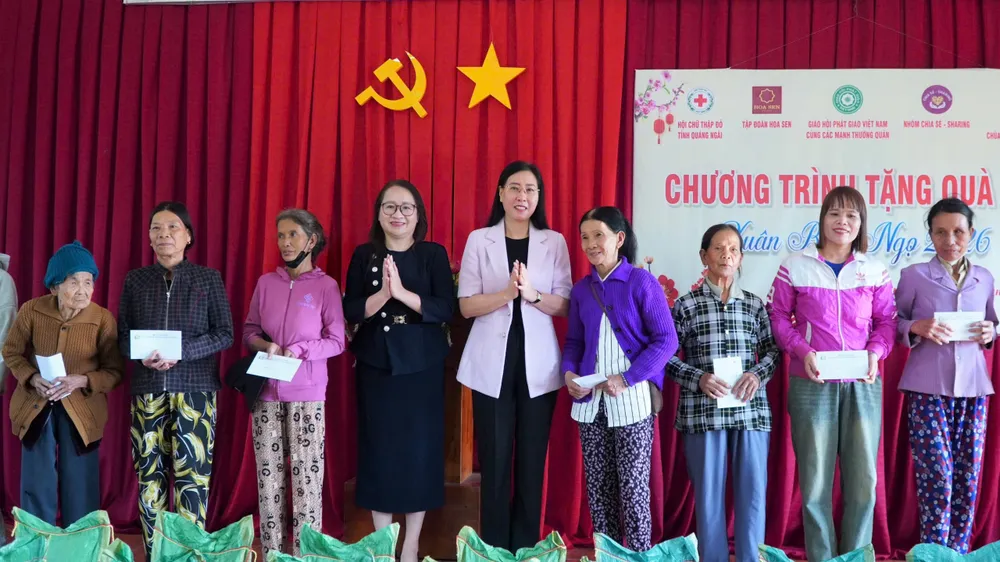 Phó Trưởng Ban Tổ chức Trung ương Bùi Thị Quỳnh Vân