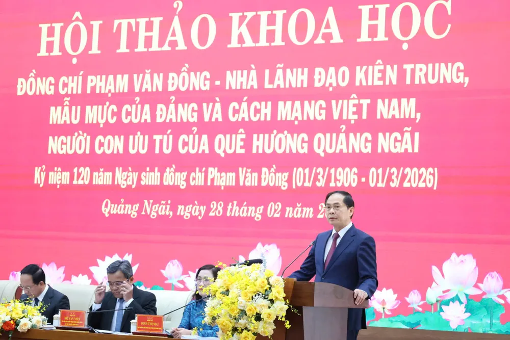 pha bieu.jpg