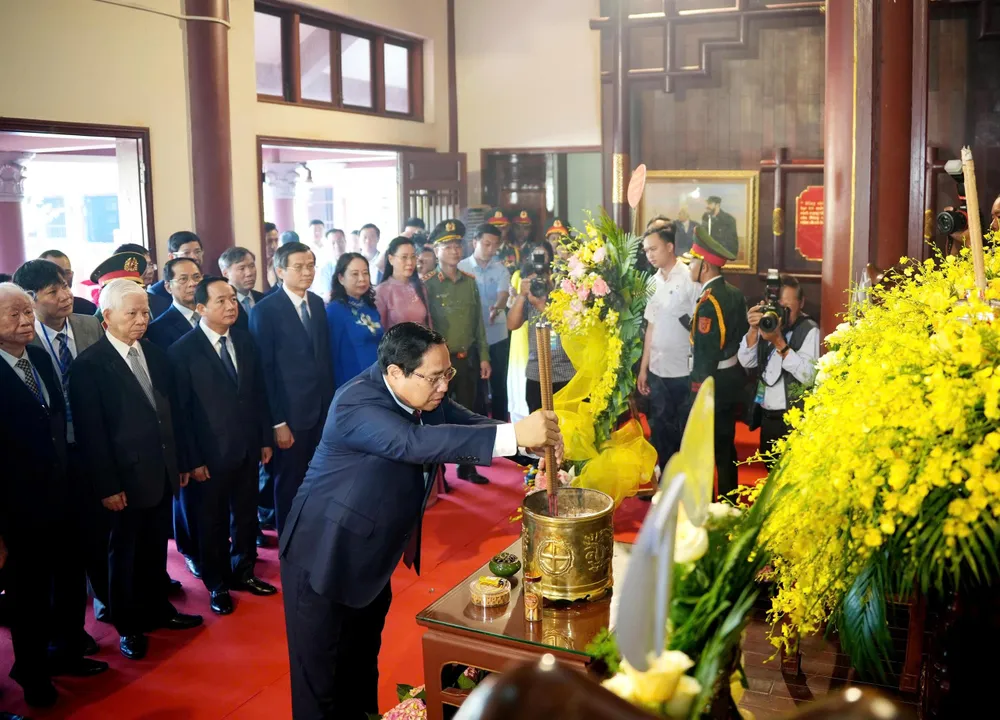 dâng hương (1).jpg