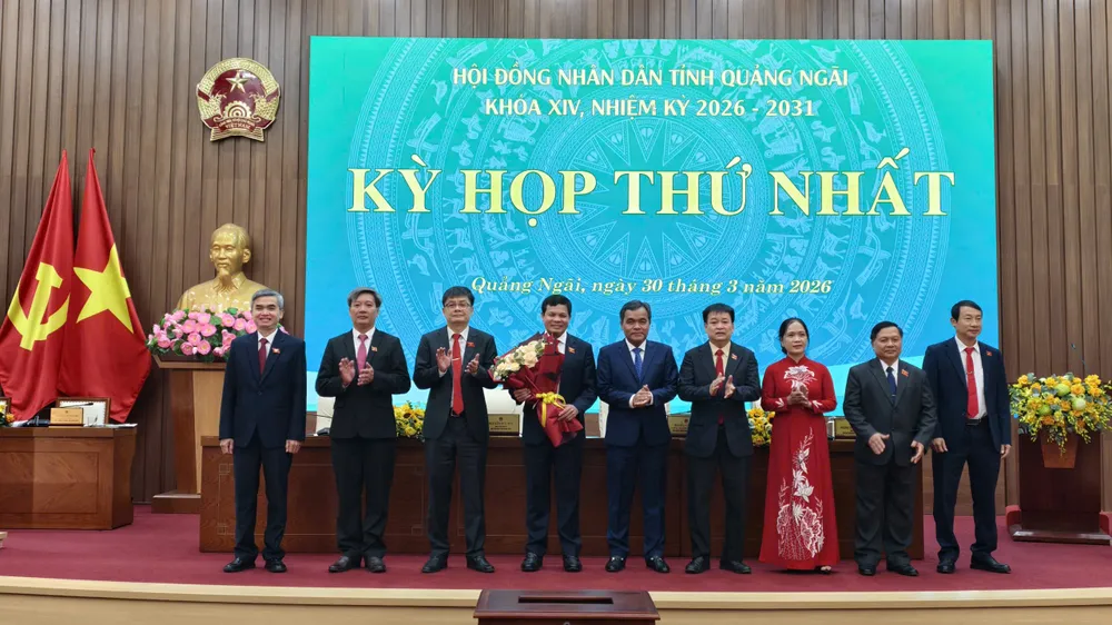 kỳ họp thứ nhất