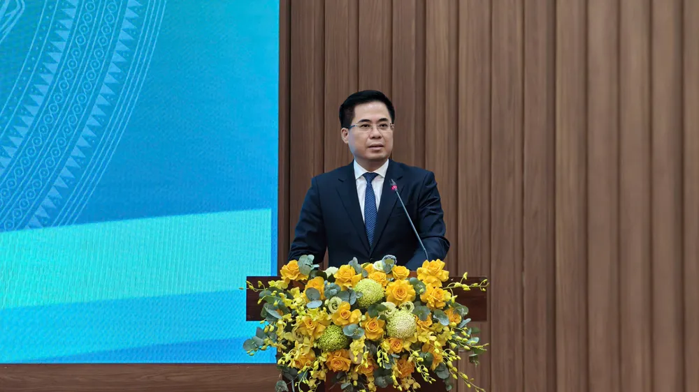 Đồng chí Nguyễn Hoàng Giang tái đắc cử Chủ tịch UBND tỉnh Quảng Ngãi