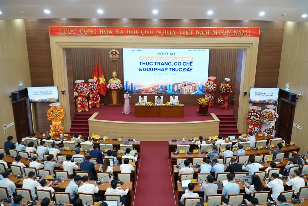 BAN TỔ CHỨC (2).jpg