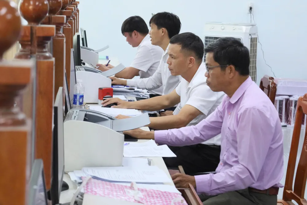 làm việc