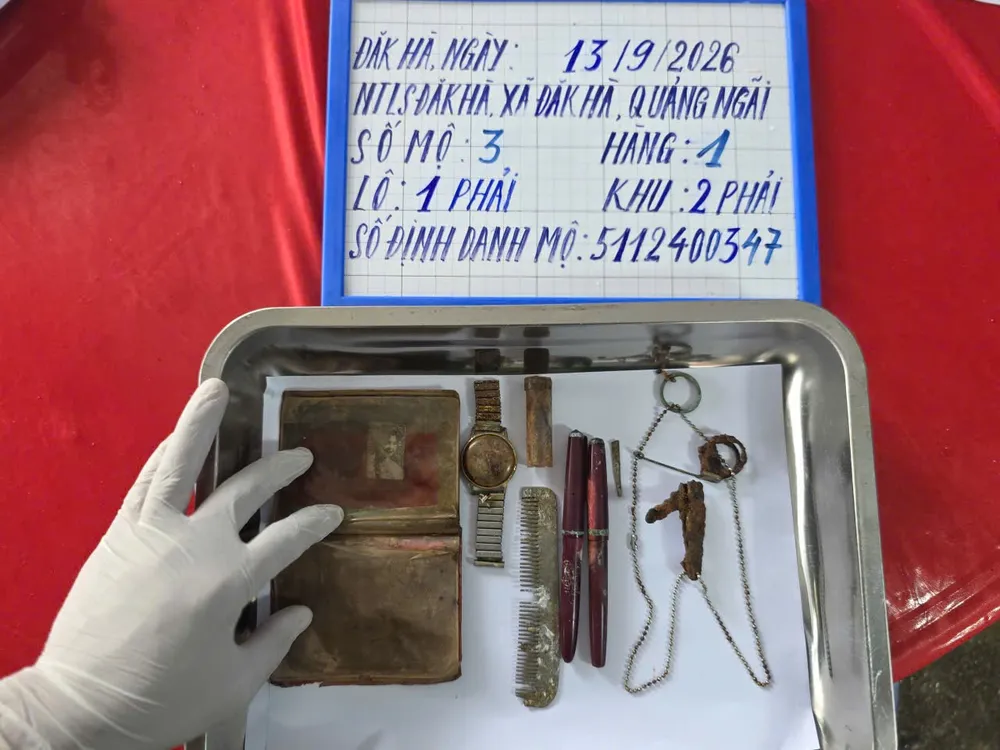 đội số 10 2.jpg