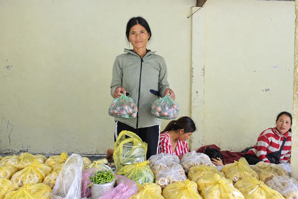 bịch dâu.jpg