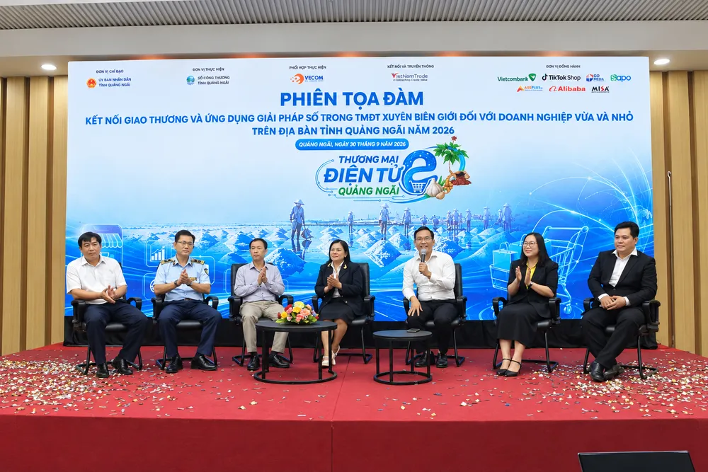 tọa đàm.jpg